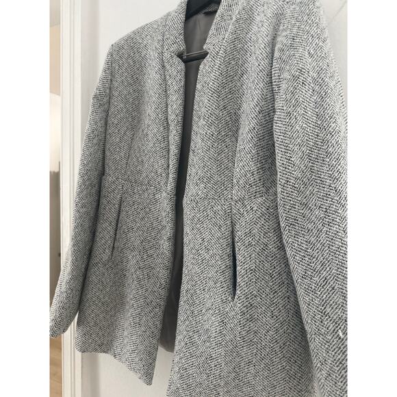 VICI coat light gray Sz L in mint condition  NWOT - Picture 5 of 8